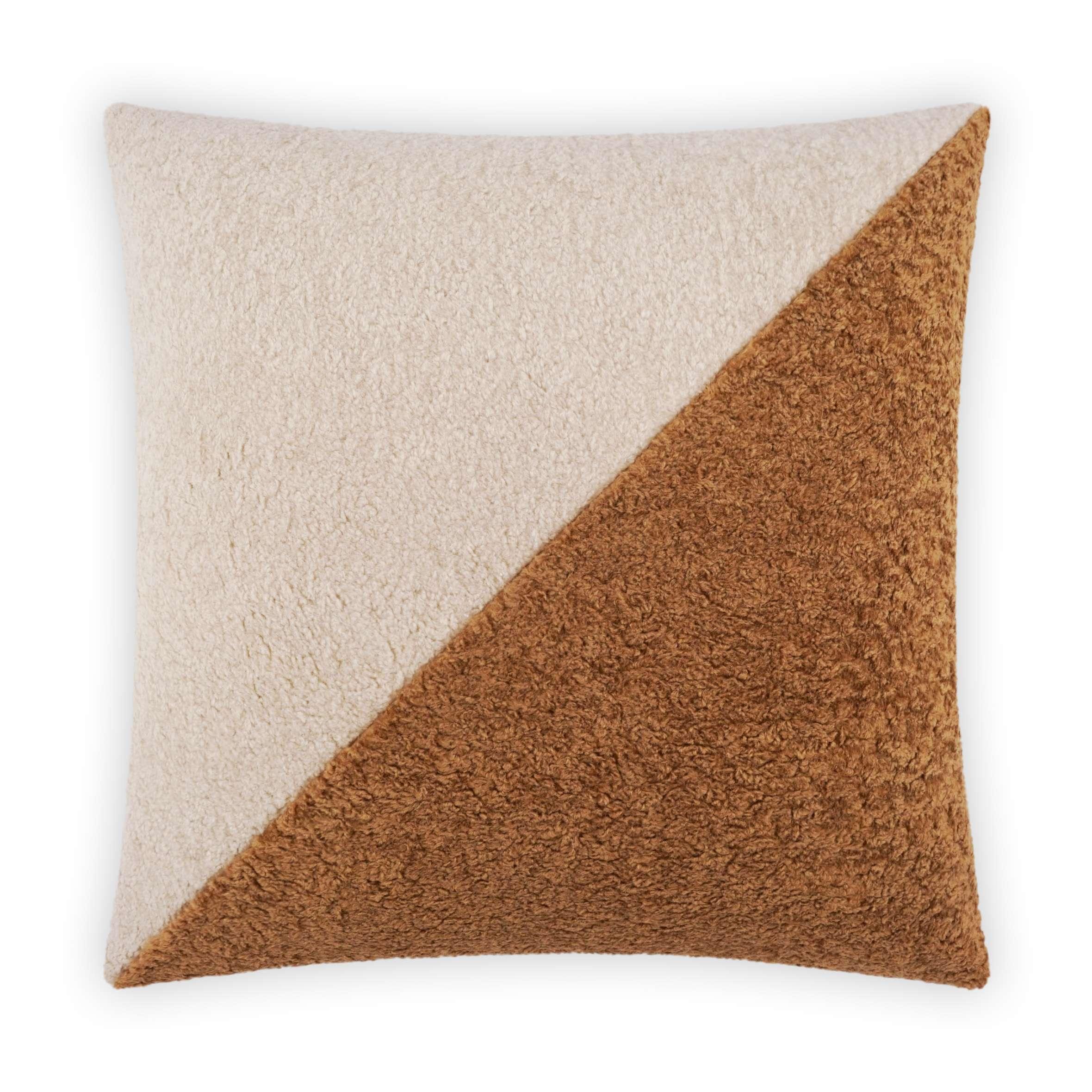 Velu II Pillow - Remutear