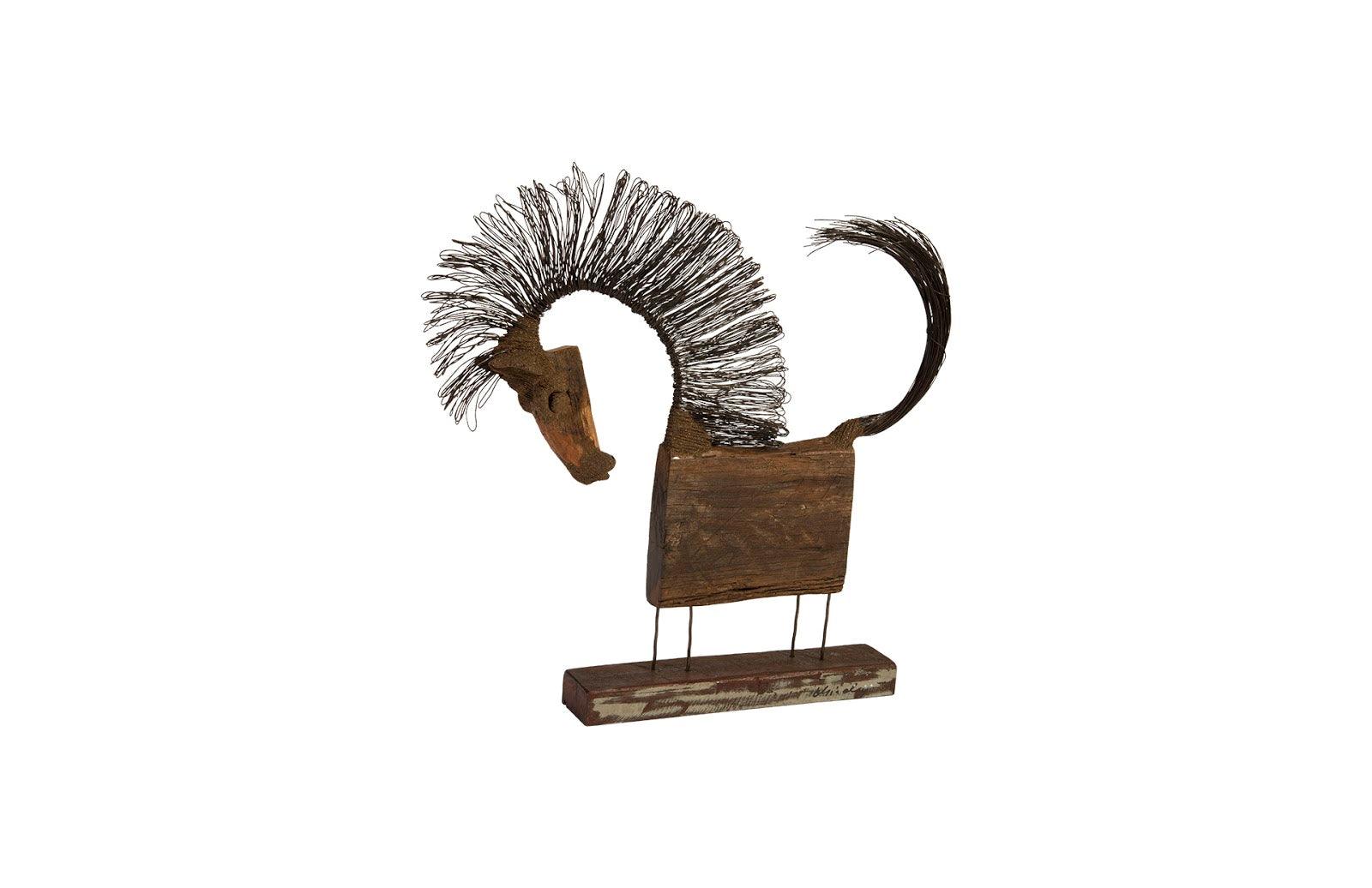 Wire Horse Sculpture, Long Body - Remutear