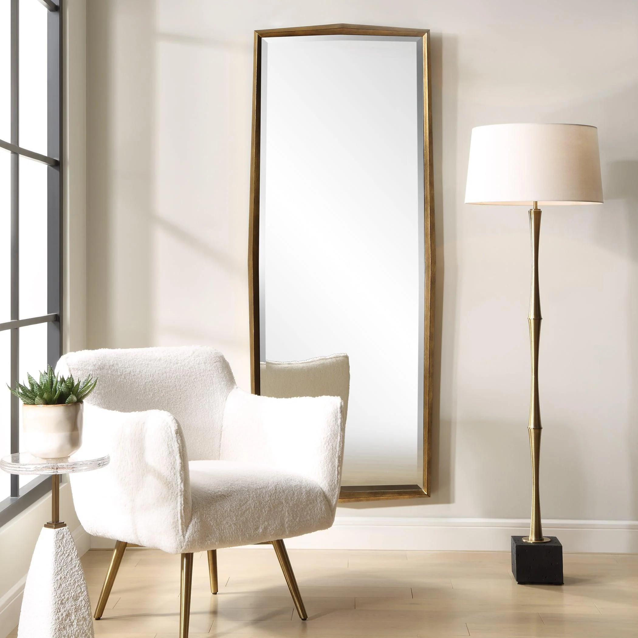 On Point Wood Dressing Mirror - Remutear
