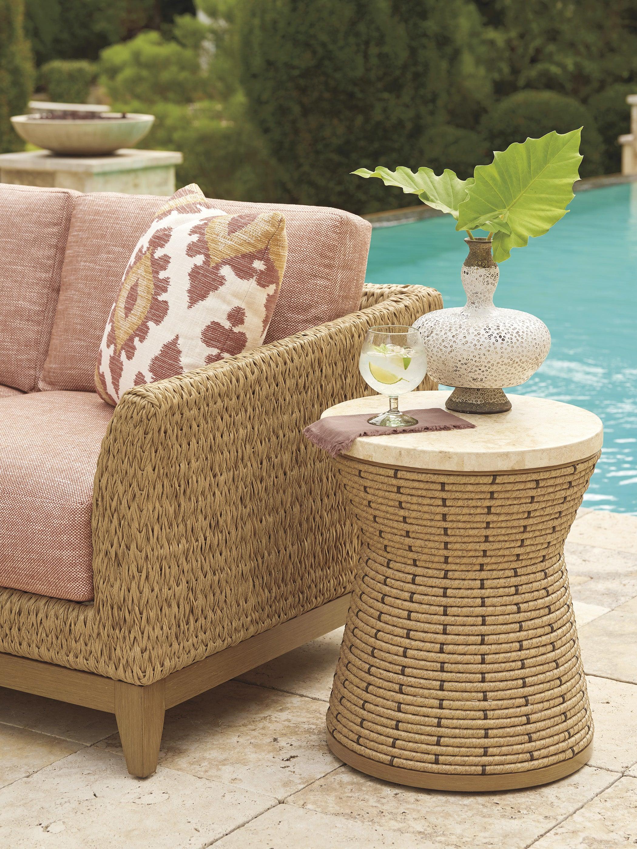 Valley View Round Side Table - Remutear