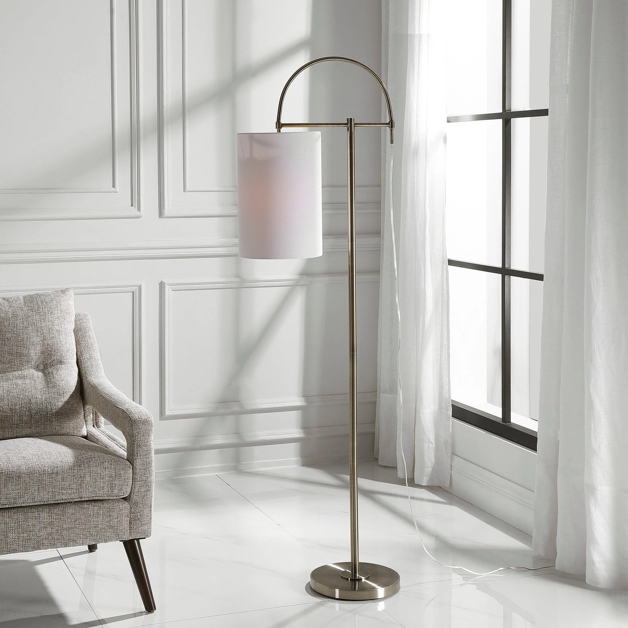 WILLIE FLOOR LAMP - Remutear