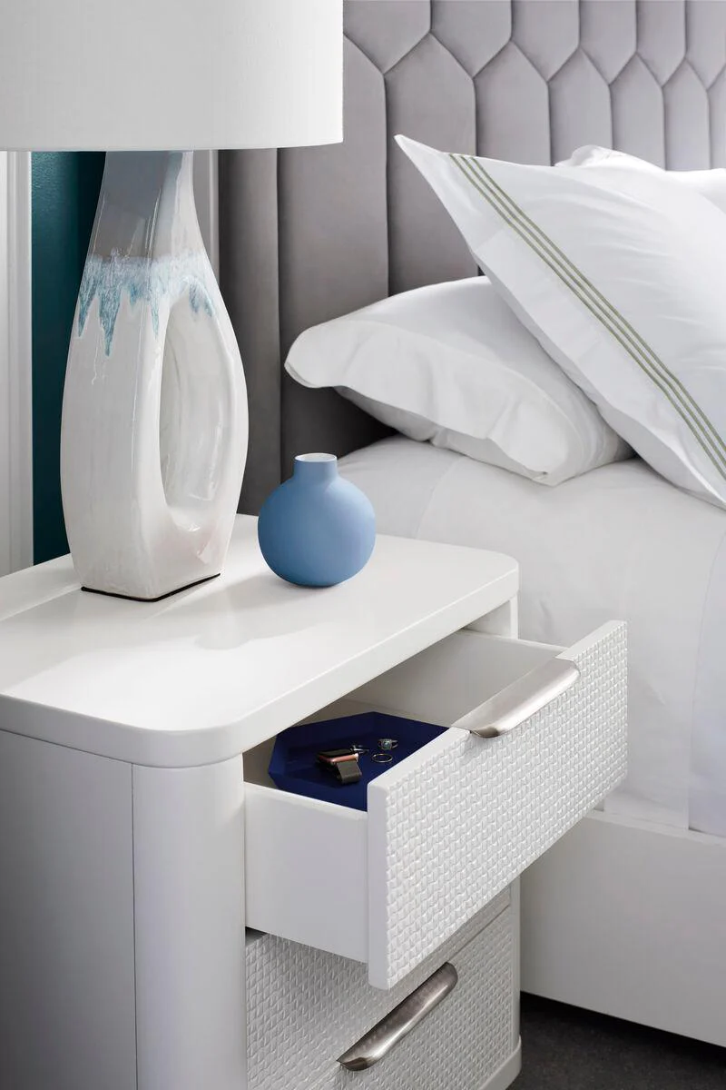 TOUCH BASE NIGHTSTAND - Remutear