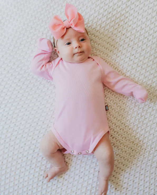 Super-Soft Organic Cotton Baby Rib Long Sleeve Snap Onesie| White - Remutear